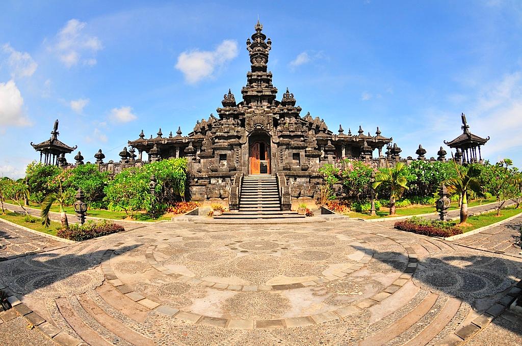 Bajra Sandhi Monument